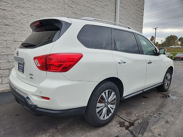 2020 Nissan Pathfinder SL