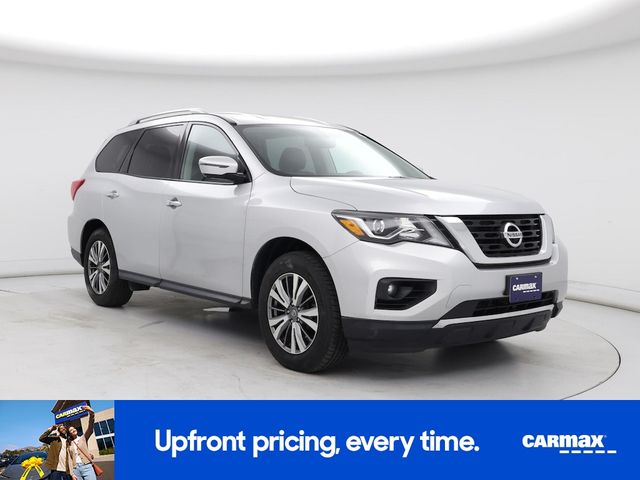 2020 Nissan Pathfinder SL