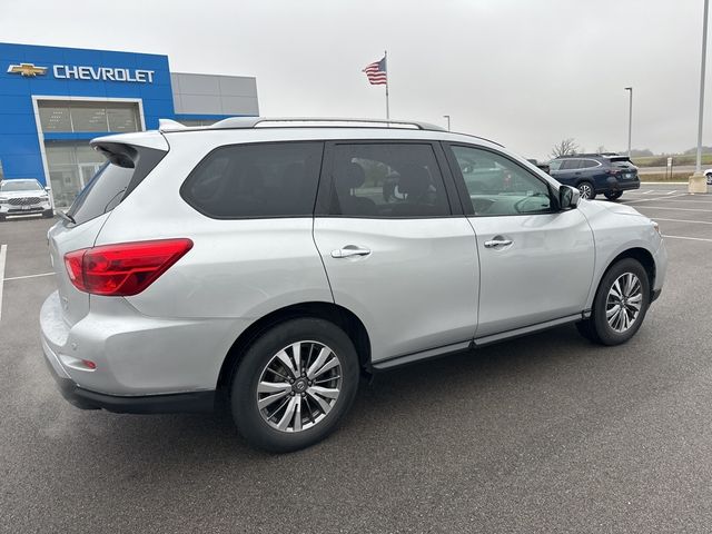 2020 Nissan Pathfinder SL