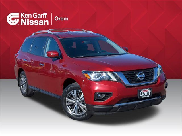 2020 Nissan Pathfinder SL