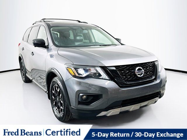 2020 Nissan Pathfinder SL