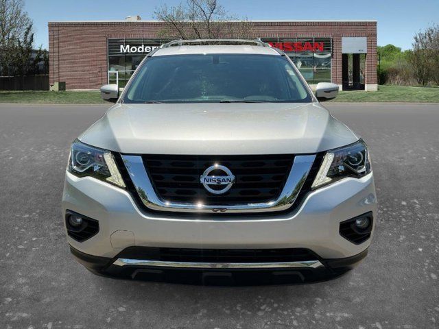 2020 Nissan Pathfinder SL