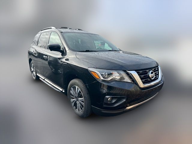 2020 Nissan Pathfinder SL