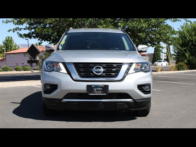 2020 Nissan Pathfinder SL