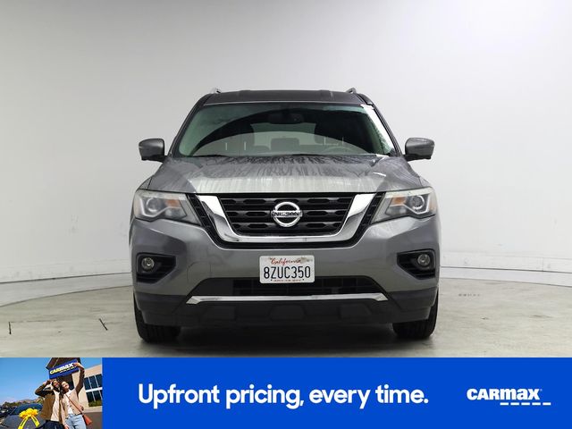 2020 Nissan Pathfinder SL