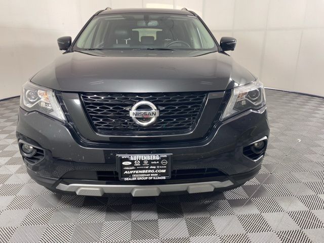 2020 Nissan Pathfinder SL