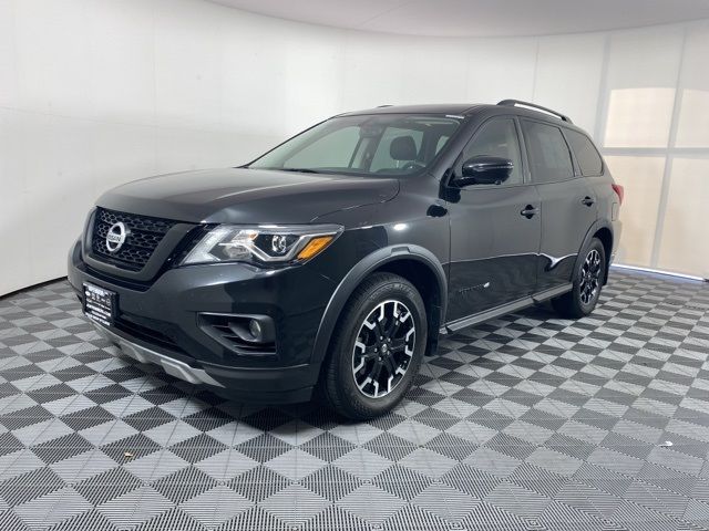 2020 Nissan Pathfinder SL