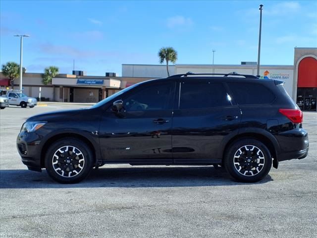 2020 Nissan Pathfinder SL