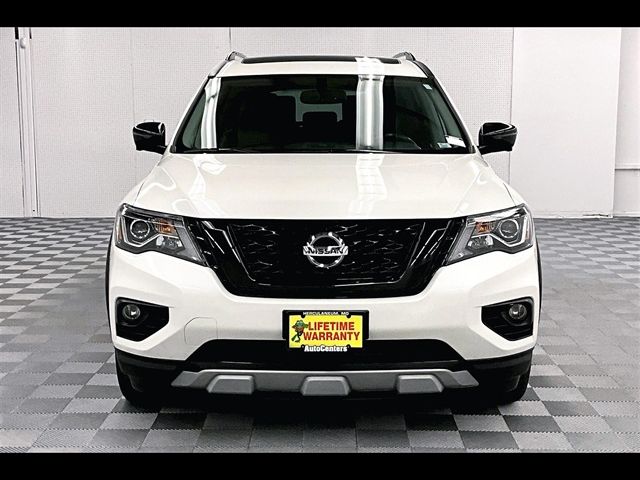 2020 Nissan Pathfinder SL