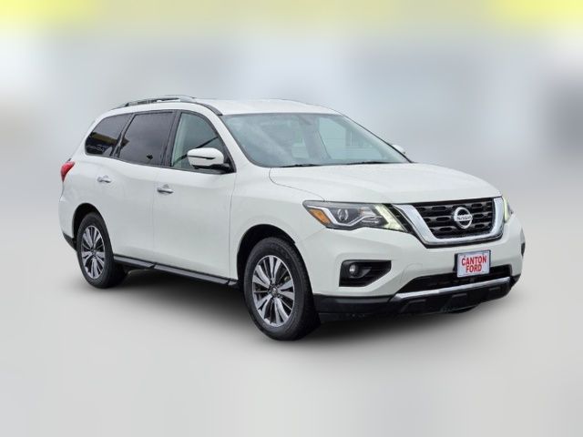 2020 Nissan Pathfinder SL