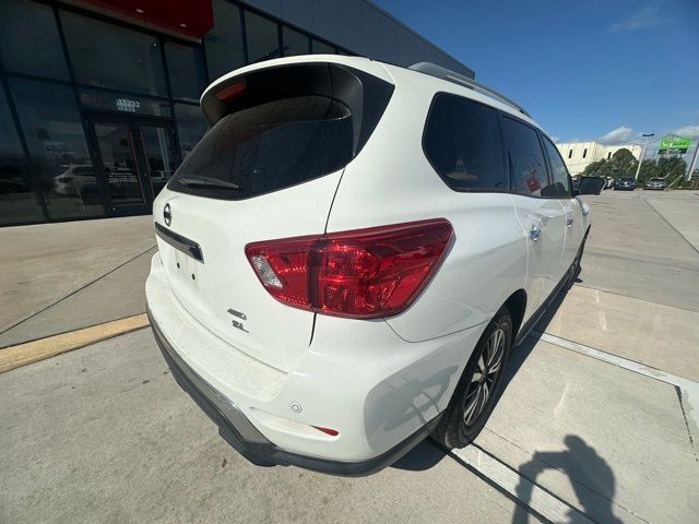 2020 Nissan Pathfinder SL