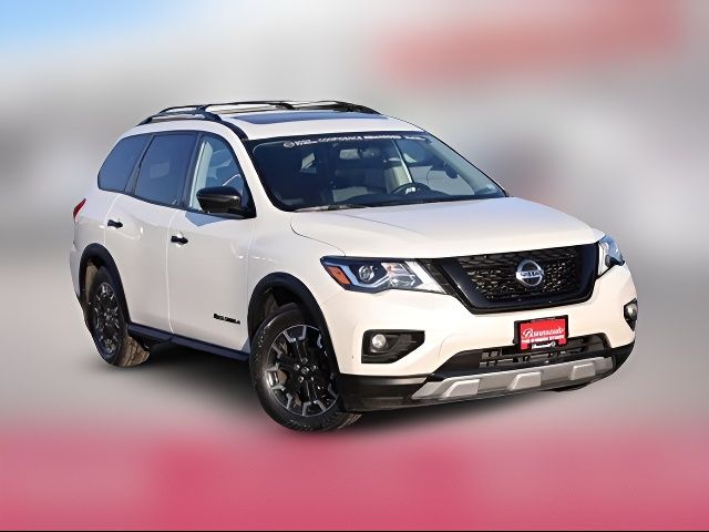 2020 Nissan Pathfinder SL