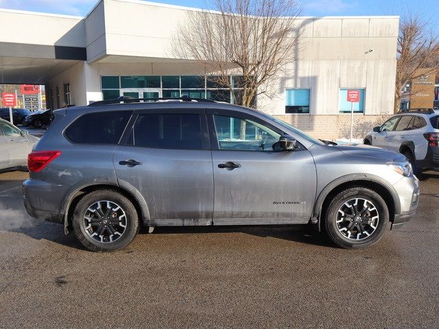 2020 Nissan Pathfinder SL