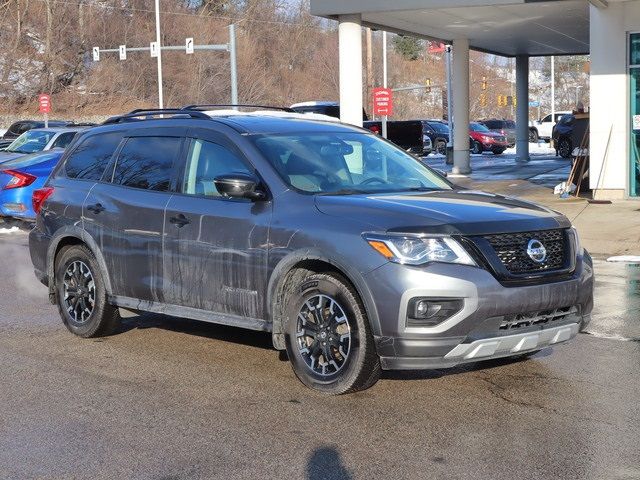 2020 Nissan Pathfinder SL