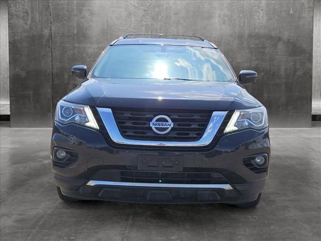 2020 Nissan Pathfinder SL