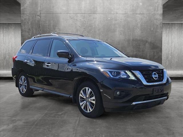 2020 Nissan Pathfinder SL