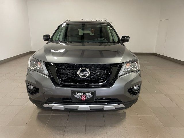 2020 Nissan Pathfinder SL