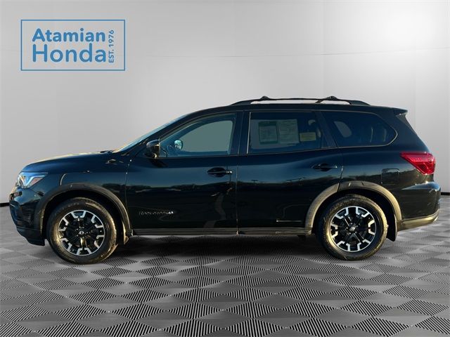 2020 Nissan Pathfinder SL