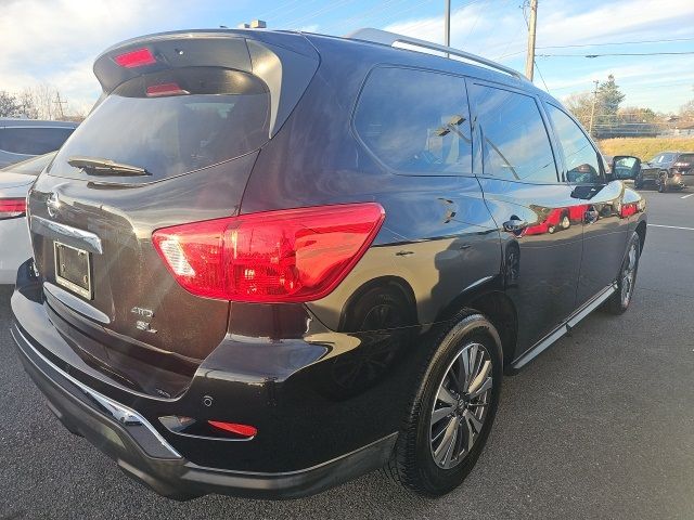 2020 Nissan Pathfinder SL