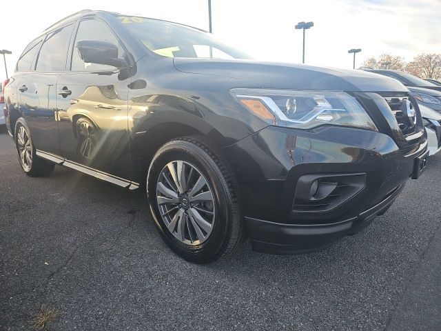 2020 Nissan Pathfinder SL