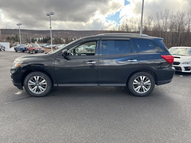 2020 Nissan Pathfinder SL