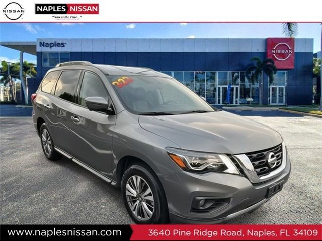 2020 Nissan Pathfinder SL