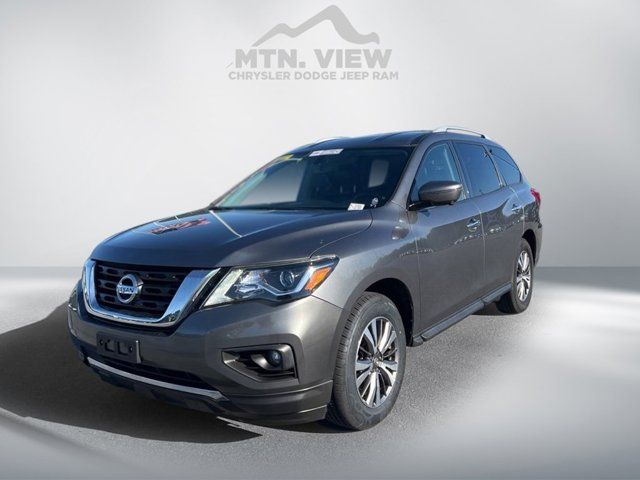 2020 Nissan Pathfinder SL