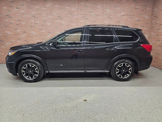 2020 Nissan Pathfinder SL