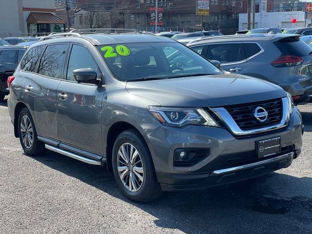 2020 Nissan Pathfinder SL