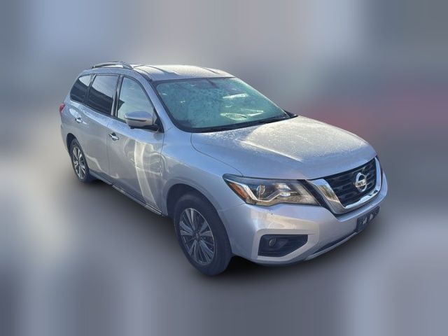 2020 Nissan Pathfinder SL