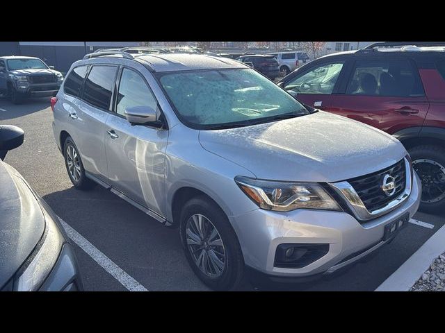 2020 Nissan Pathfinder SL