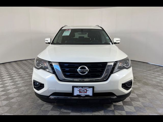 2020 Nissan Pathfinder SL