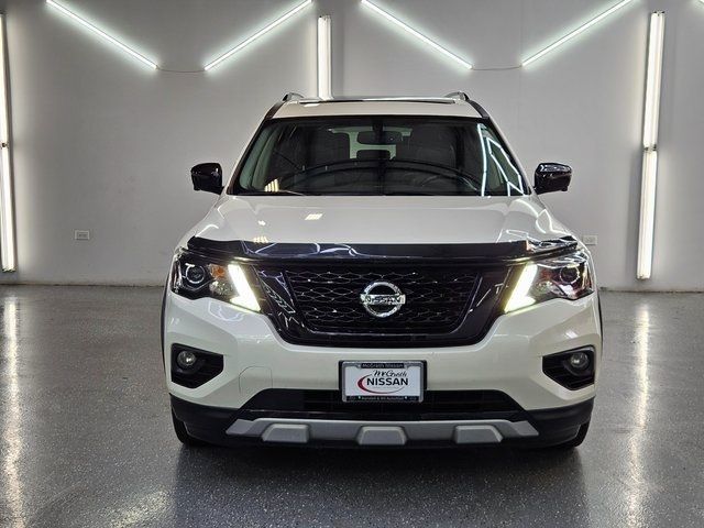2020 Nissan Pathfinder SL