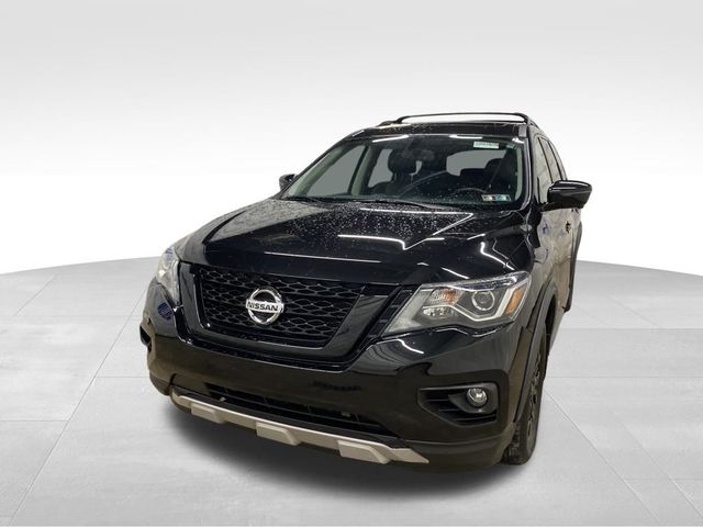 2020 Nissan Pathfinder SL