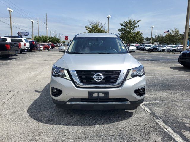 2020 Nissan Pathfinder SL