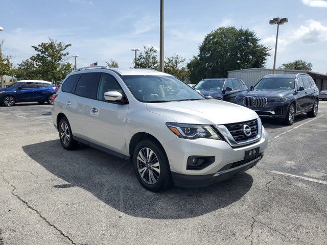 2020 Nissan Pathfinder SL