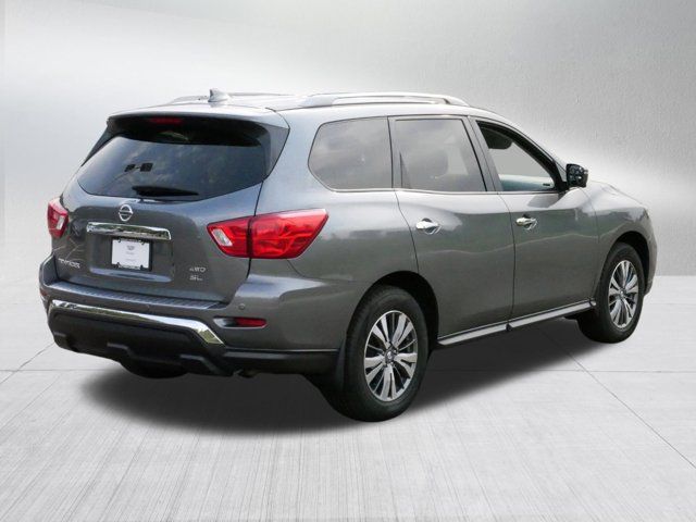 2020 Nissan Pathfinder SL