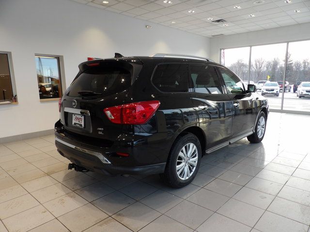 2020 Nissan Pathfinder SL