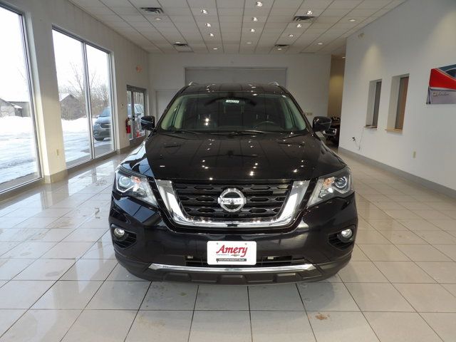 2020 Nissan Pathfinder SL