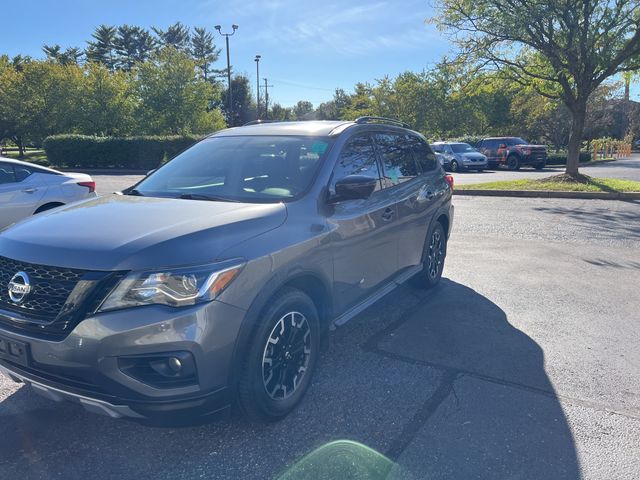 2020 Nissan Pathfinder SL