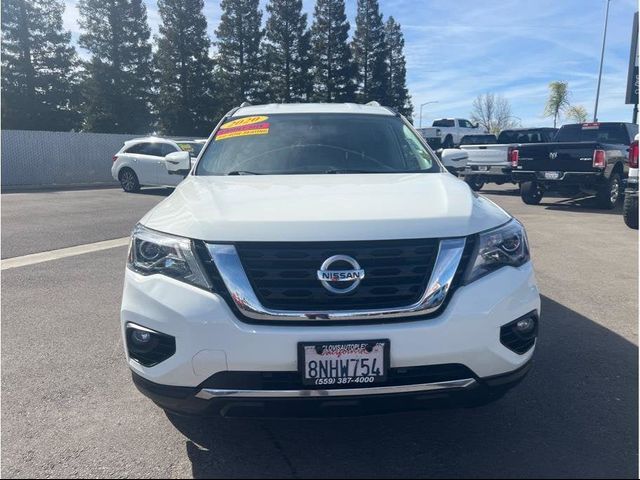 2020 Nissan Pathfinder SL