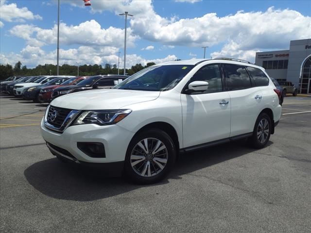 2020 Nissan Pathfinder SL