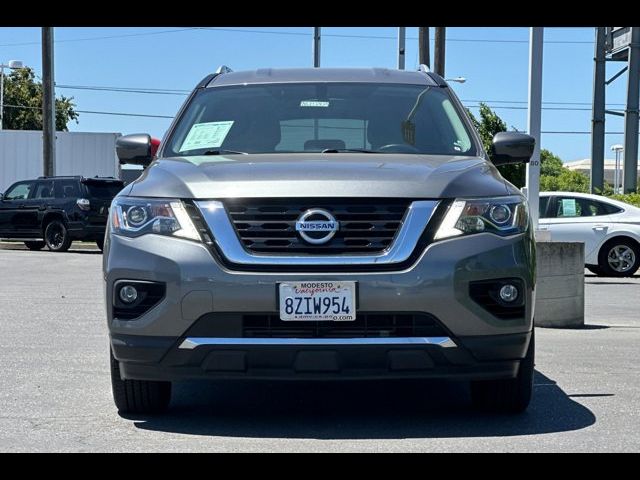 2020 Nissan Pathfinder SL
