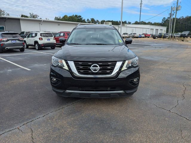 2020 Nissan Pathfinder SL