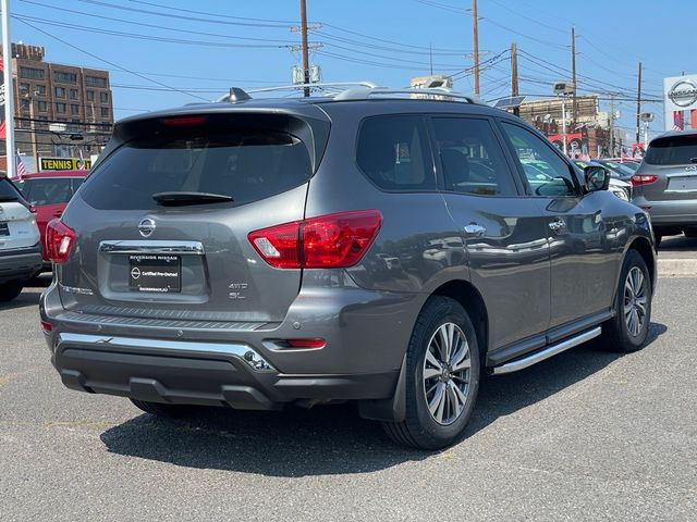 2020 Nissan Pathfinder SL