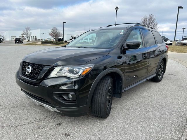 2020 Nissan Pathfinder SL