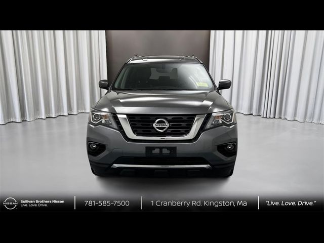 2020 Nissan Pathfinder SL