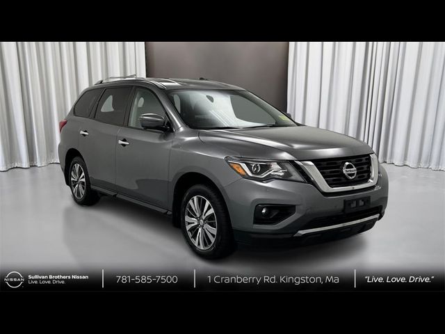 2020 Nissan Pathfinder SL