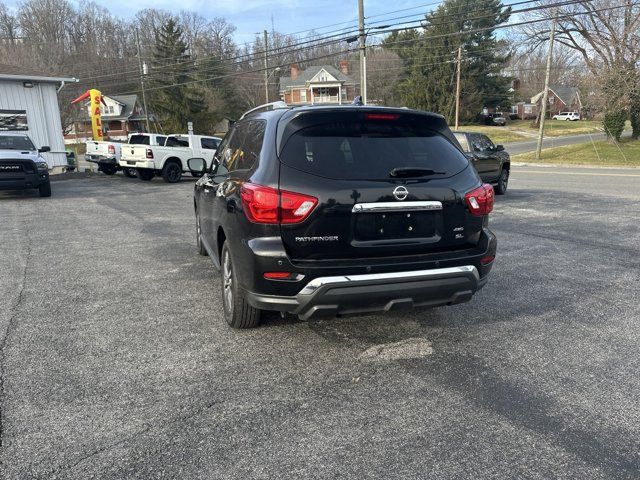 2020 Nissan Pathfinder SL