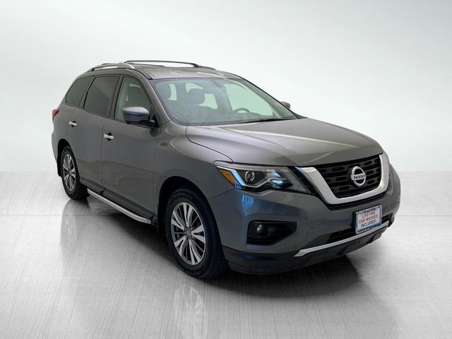 2020 Nissan Pathfinder SL